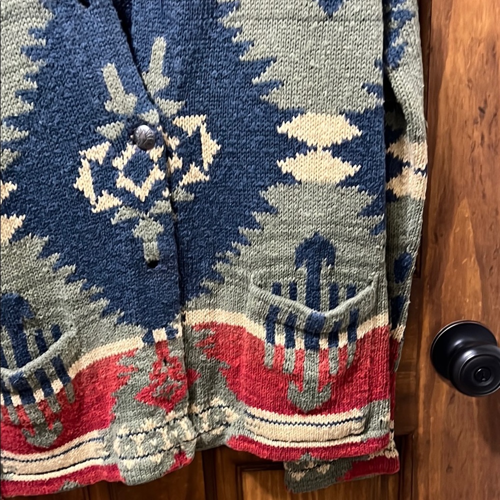 Women's Multicolor Patterned Sweater - Picture 3 of 4